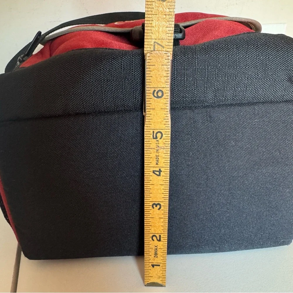Lowepro Red Black Nylon Padded Large Unisex Camera Bag with Shoulder Strap